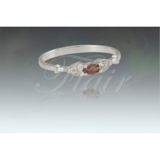 Dainty East-West Marquise Style